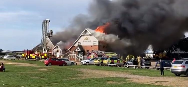 Massive blaze erupts at Harvester restaurant in Littlehampton, West Sussex